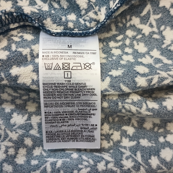 Old Navy Babydoll Milkmaid Midi Dress Medium Navy Ditsy Floral Coquette Preppy - Picture 7 of 11